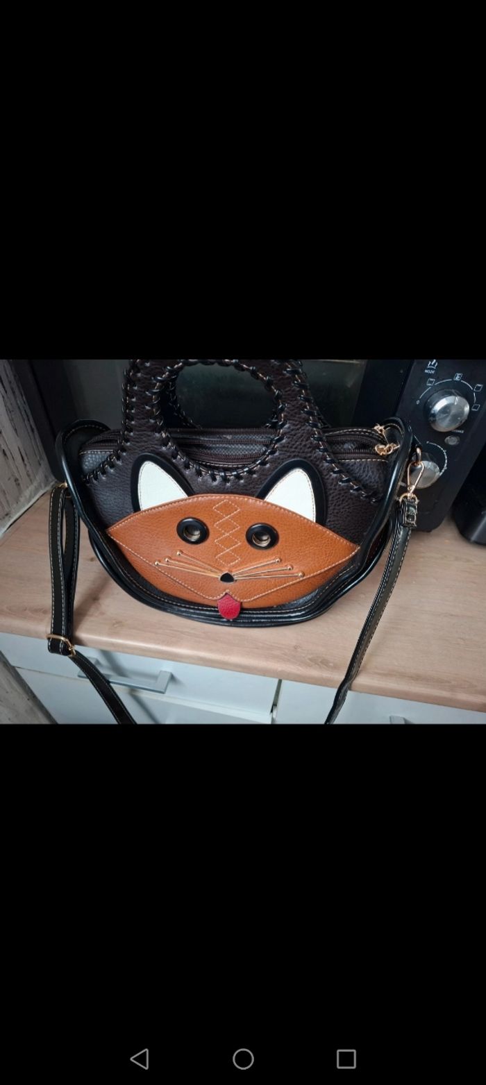 Sac à main et bandoulière