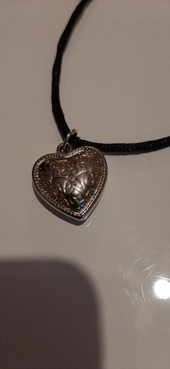 Pendentif femme