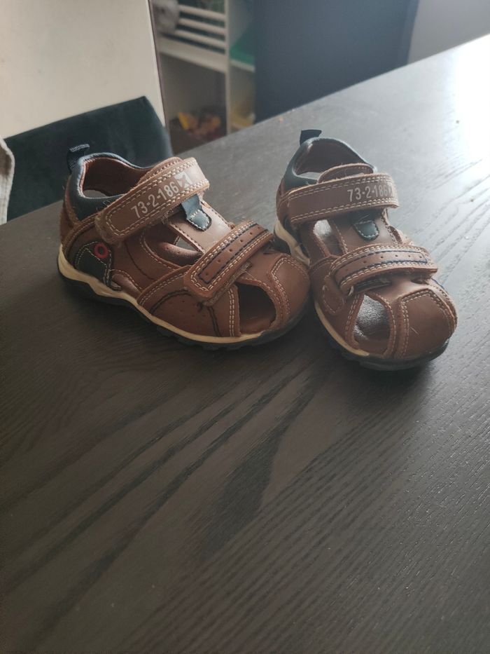 Sandales été bébé