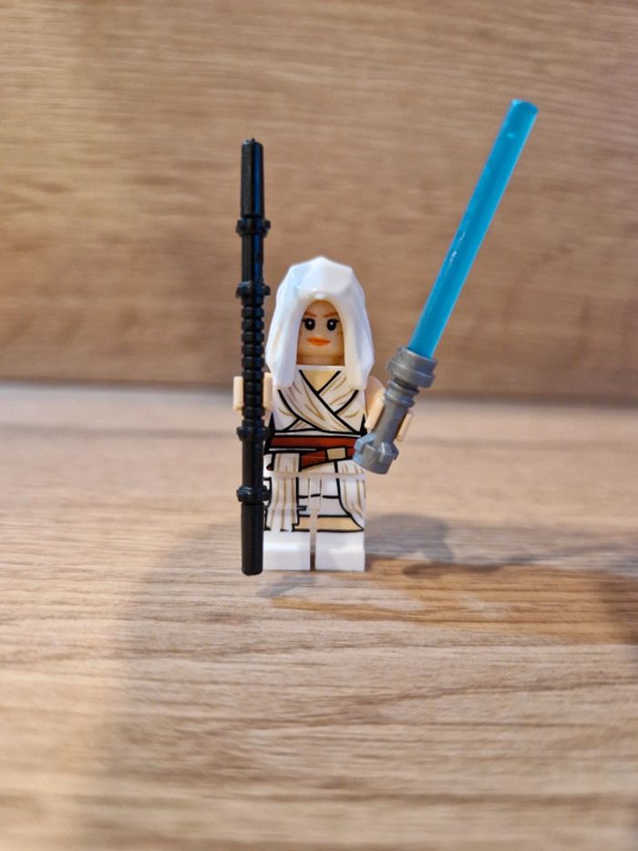 Figurine type lego Jedi Rey Skywalker star wars - photo numéro 2
