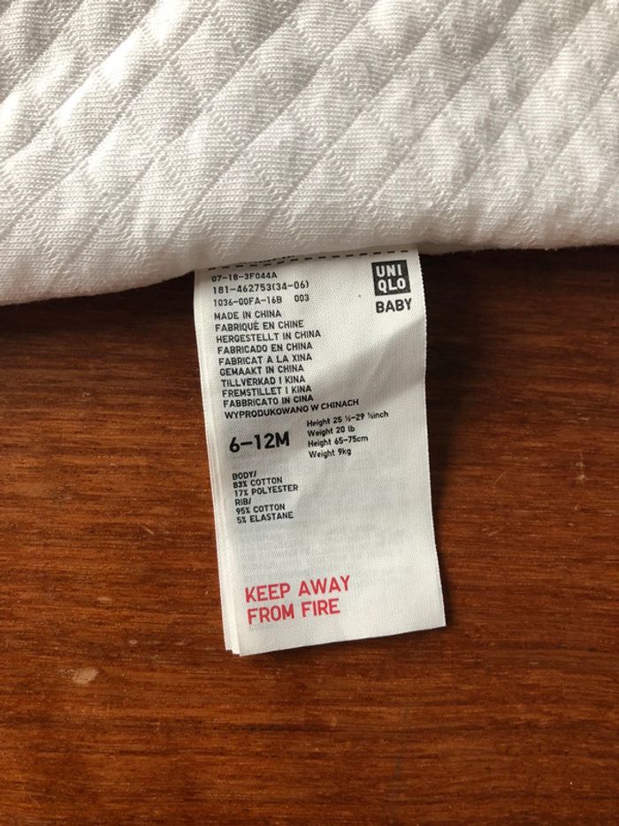 Pyjama chaud Uniqlo Baby 6-12 mois - photo numéro 3