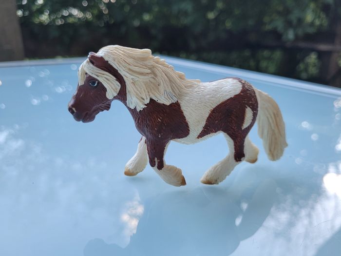 Lot de 3 Poulains Scheich : un beige, 1 brige et noir et 1 marron et blanc - photo numéro 2