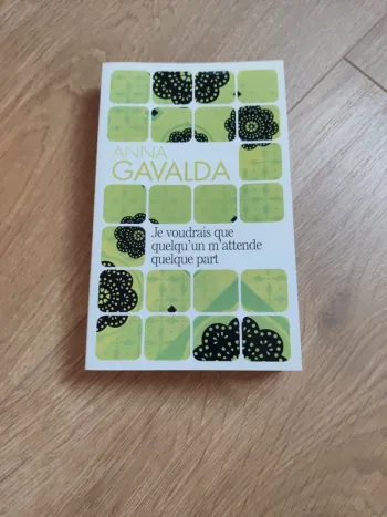 Je voudrais que quelqu'un m'attende quelque part.