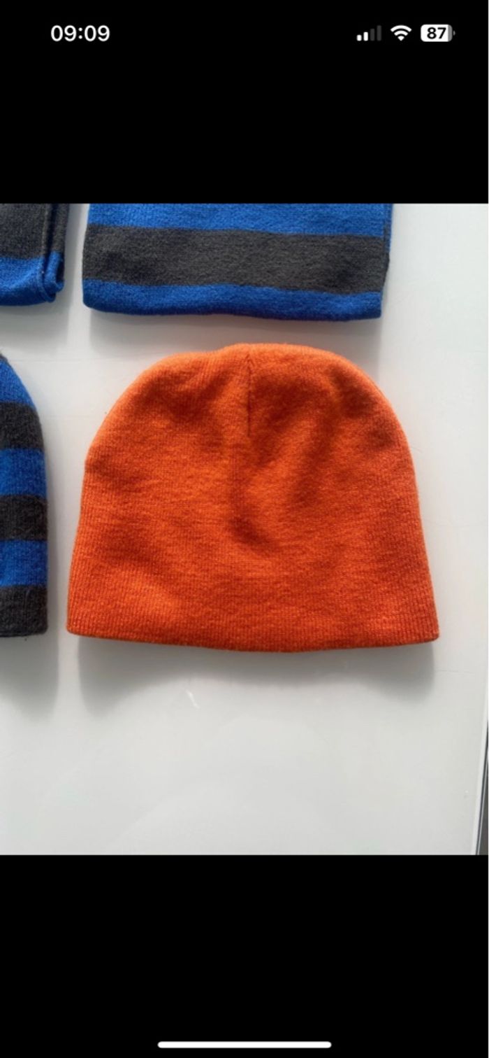 Lot 2 bonnets 3 écharpes - photo numéro 3