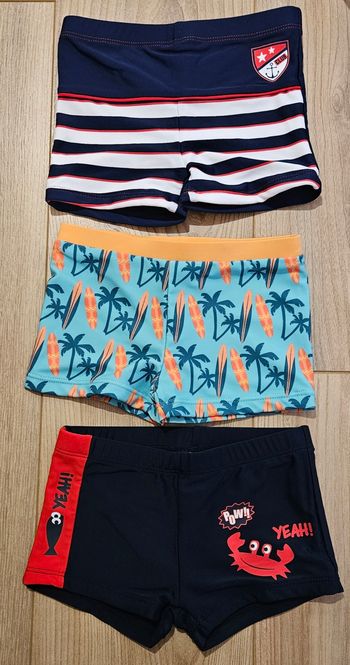 Lot de 3 shorts de bain garçon - Taille 3 ans