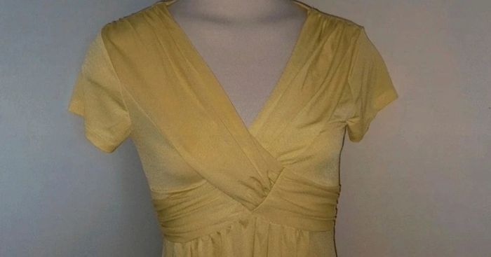 Robe jaune taille 1 - photo numéro 3