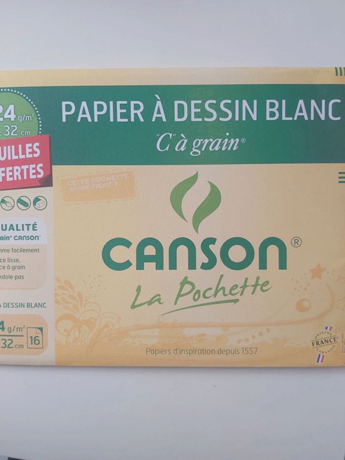Pochette papier à dessin blanc