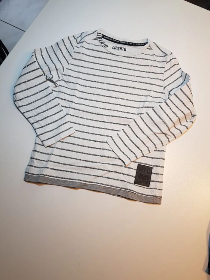 Tee-shirt et polo 8 ans - photo numéro 2