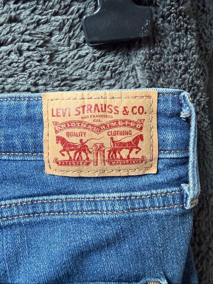 Jeans levi’s Taille 42 - photo numéro 4