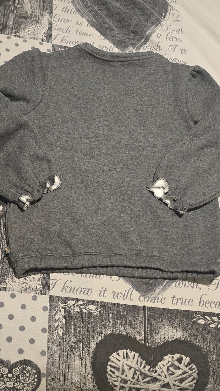 NEUF (non porté) 🏷🩷🤩👌 😍 superbe sweat molleton et molletonné 10 ans fille 🩷🤩👌😍 - photo numéro 3