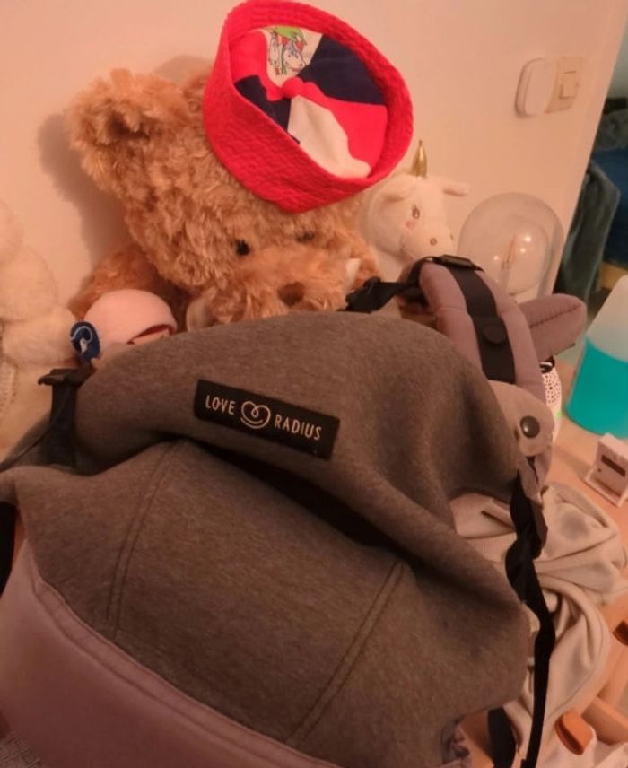 :

💫 Porte-bébé physiologique Love Radius – Jamais utilisé ! 💫 - photo numéro 4