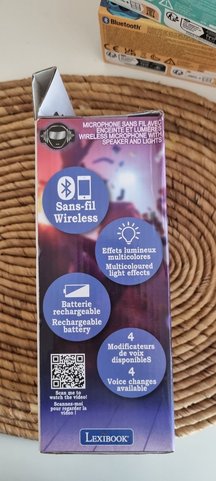 Lexibook microphone sans fil avec enceinte et lumières - photo numéro 2