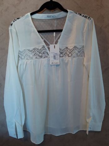 Blouse chemisier blanc M/L dentelle neuf étiqueté