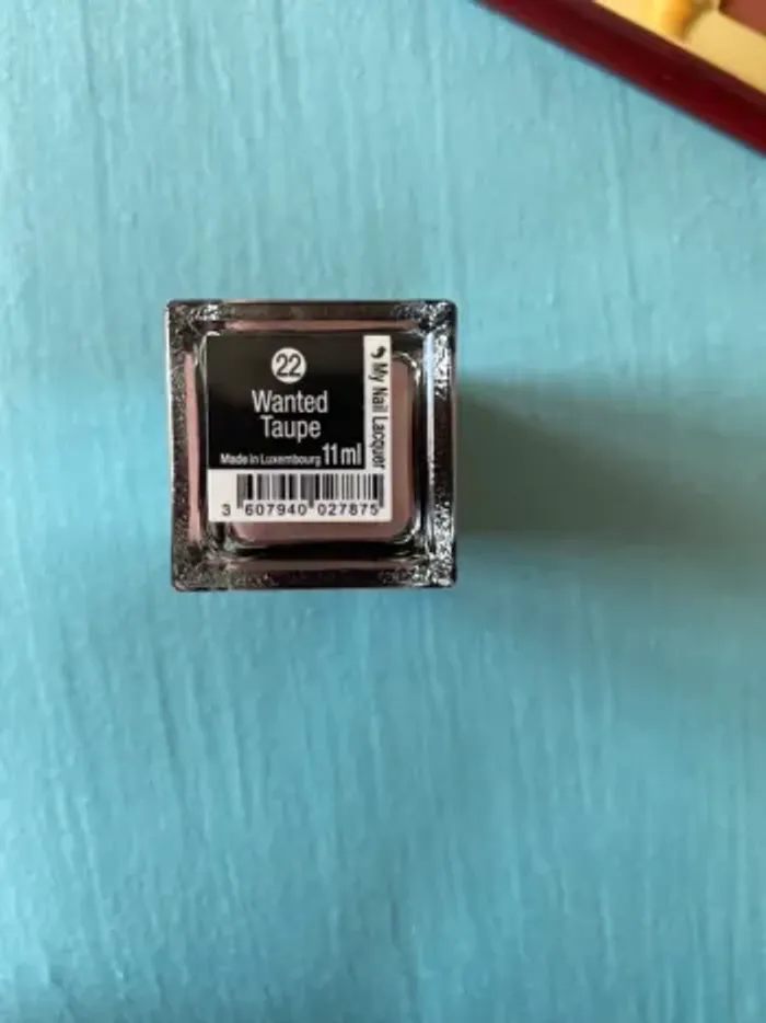 Maquillage neuf marionnaud vernis palette rouge à lèvres glow - photo numéro 5