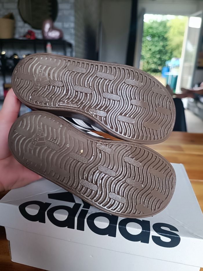 Basket adidas - photo numéro 4