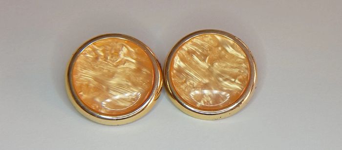 Clips d'oreilles jaune orange - photo numéro 2