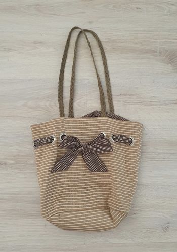 Joli sac de plage rayé marron