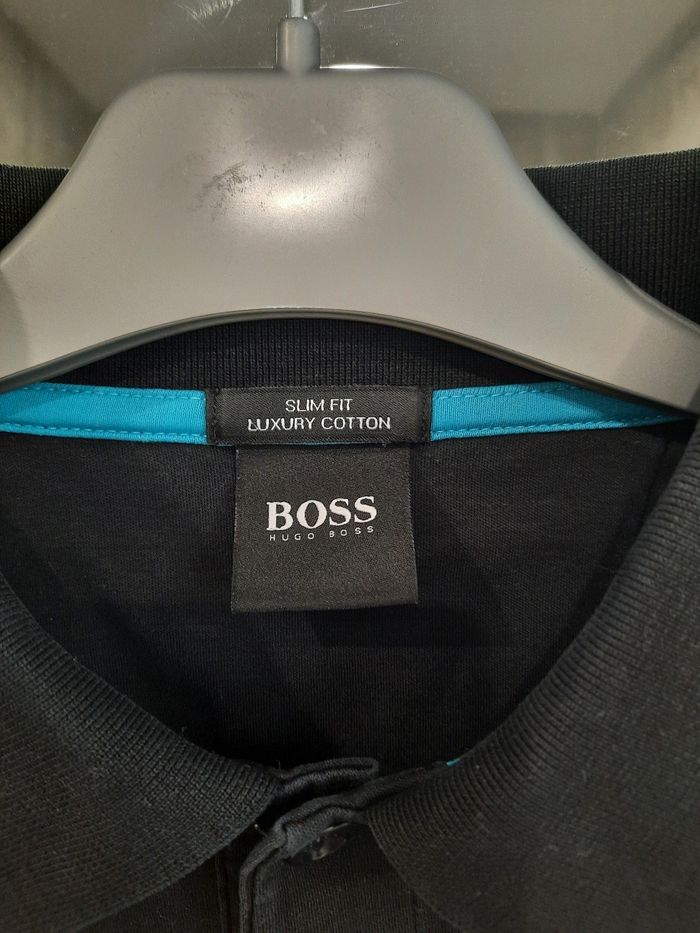 Polo Hugo Boss noir bande bleue slim fit – Taille M - photo numéro 3