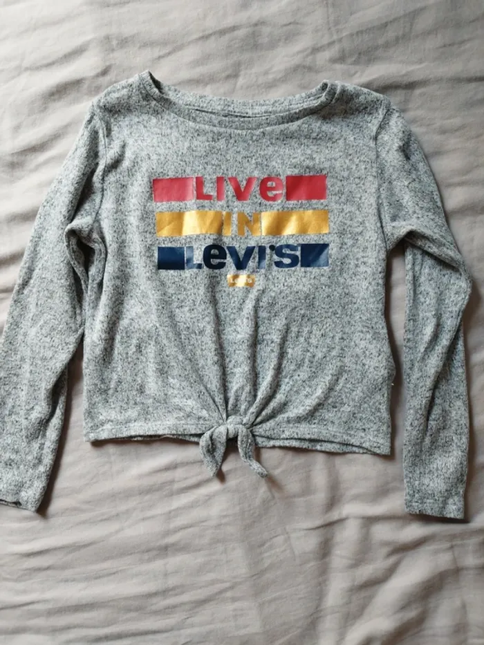 Pull léger Levis 4 ans