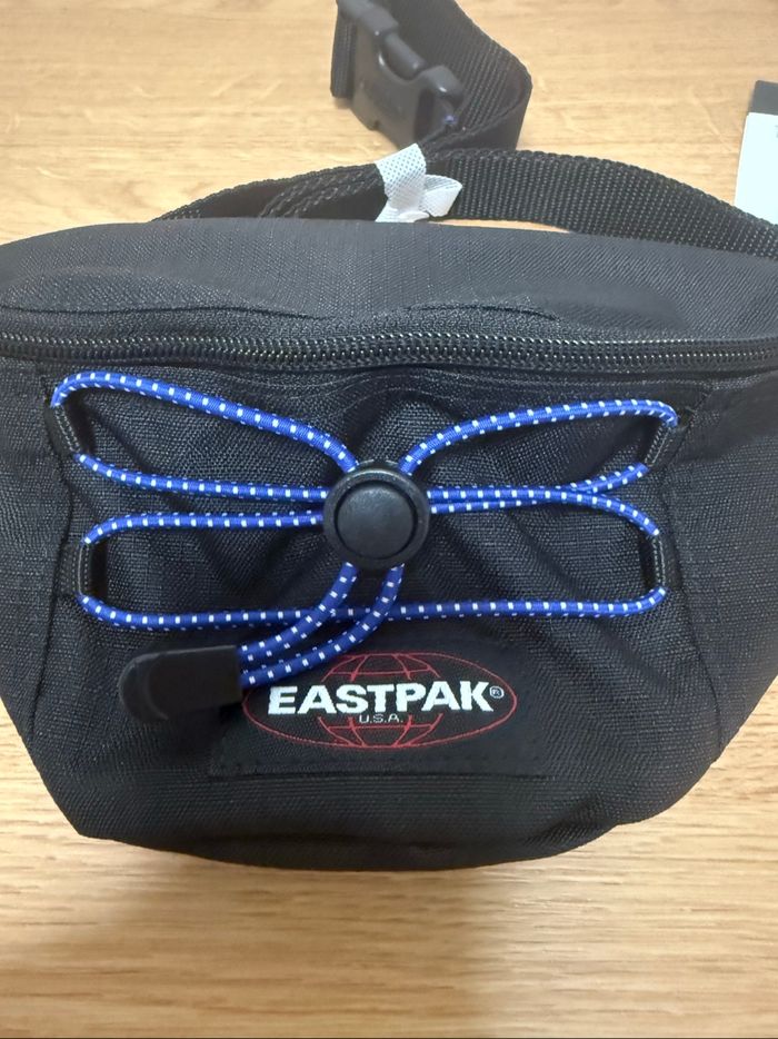 Sac banane eastpak neuf - photo numéro 3