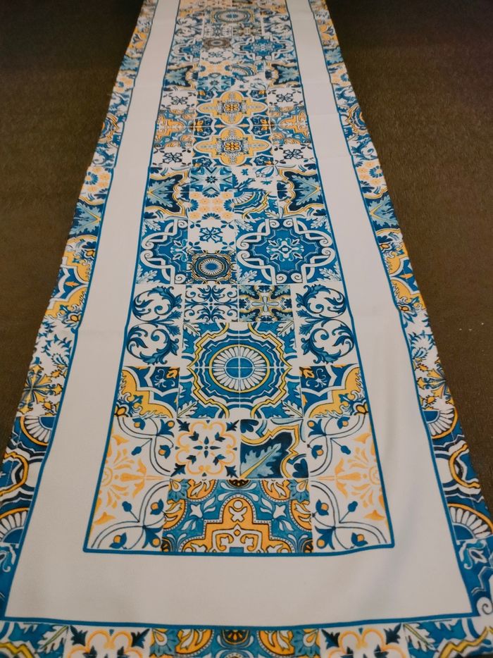 Lot de 14 Chemins de table italiens à motifs géométriques idéal mariage