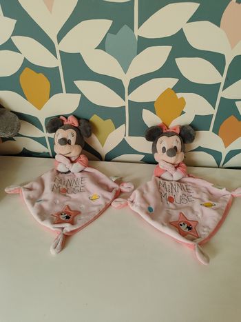 Doudou plat minnie