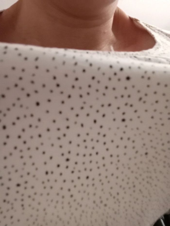 Joli Tee-shirt imprimé pois taille L - photo numéro 3