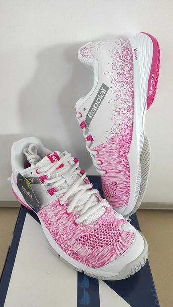 Neuf baskets Babolat Sensa taille 37