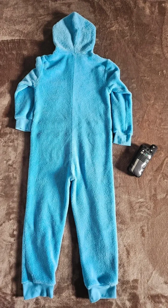 Pilou H&M taille 4 / 6 ans - photo numéro 2