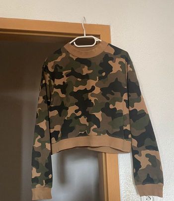 Joli pull Camouflage Jennyfer