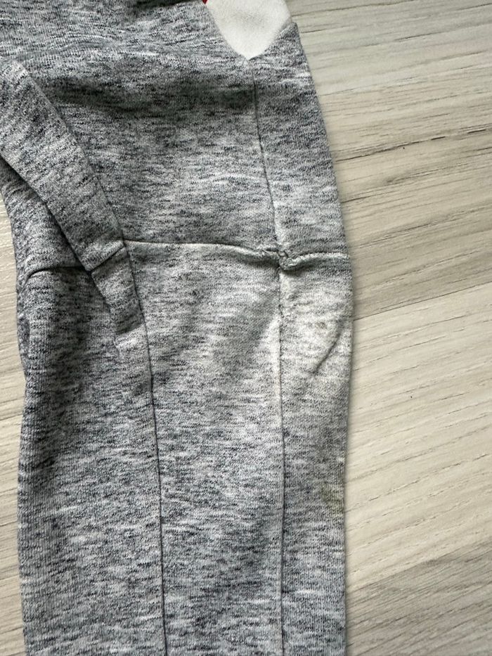 Lot de 3 jeans et 1 jogging taille 3-4 ans - photo numéro 2