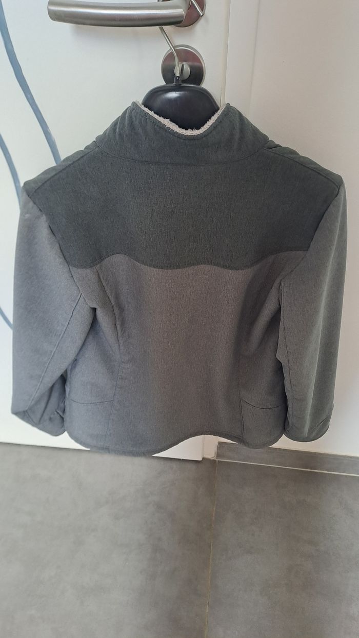 Jolie veste chaude - photo numéro 2