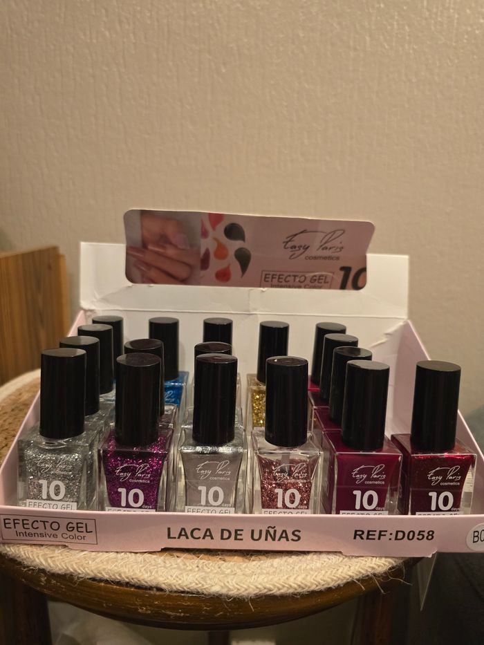 Lot revendeur vernis