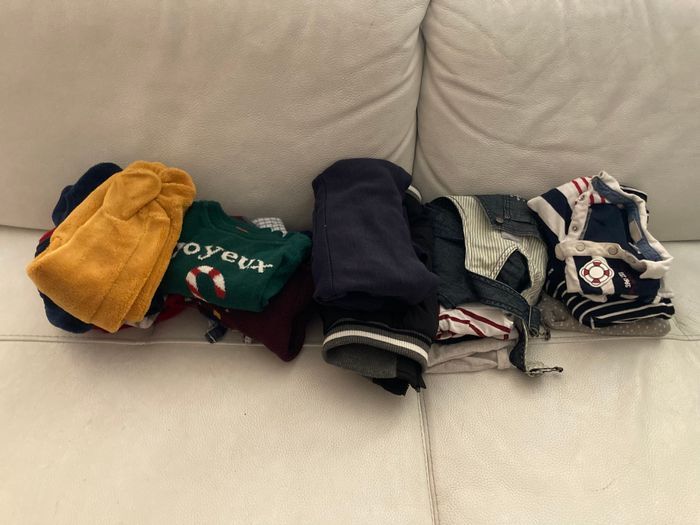 Lot 12 mois 21 pièces