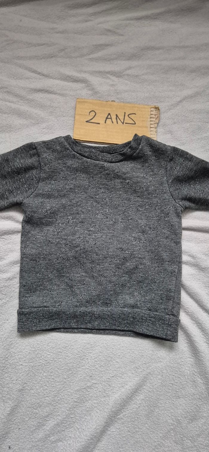 Pull primark 18 24 mois