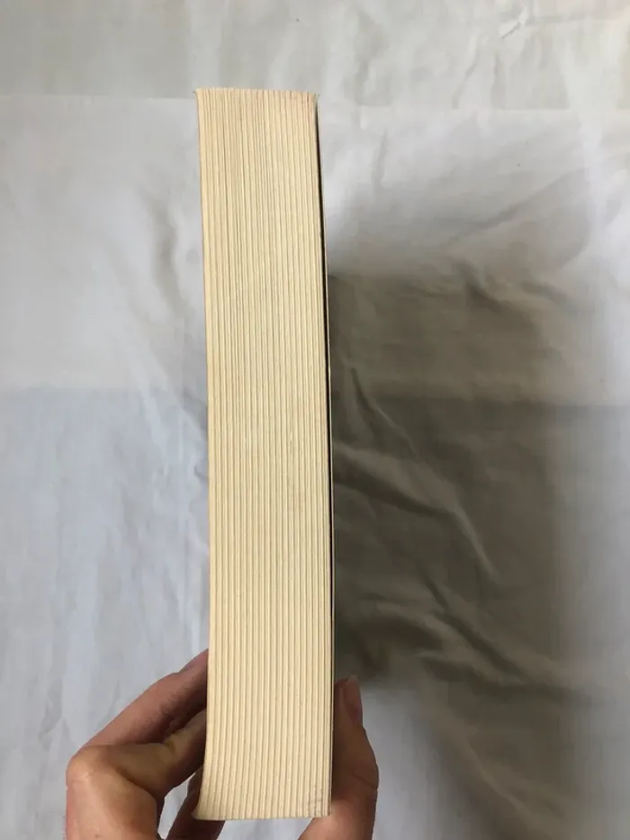 Livre Lucian - photo numéro 4