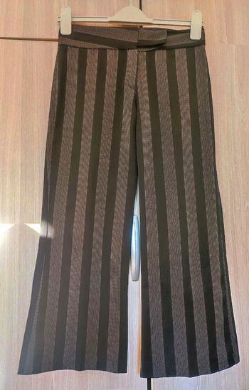 Pantacourt noir & gris rayé t 34