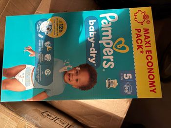 Couche Pampers taille 5