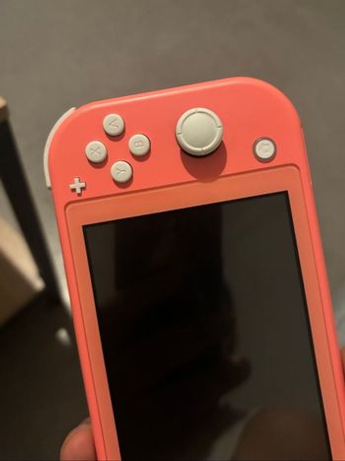 Nintendo switch lite corail - photo numéro 5