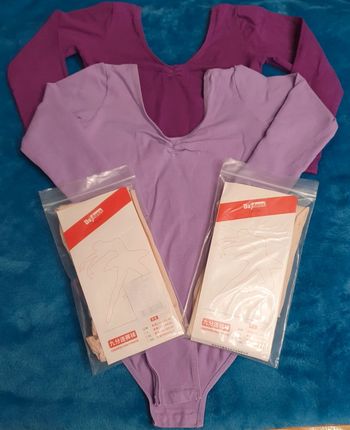 Lot 2 justaucorps gymnastique