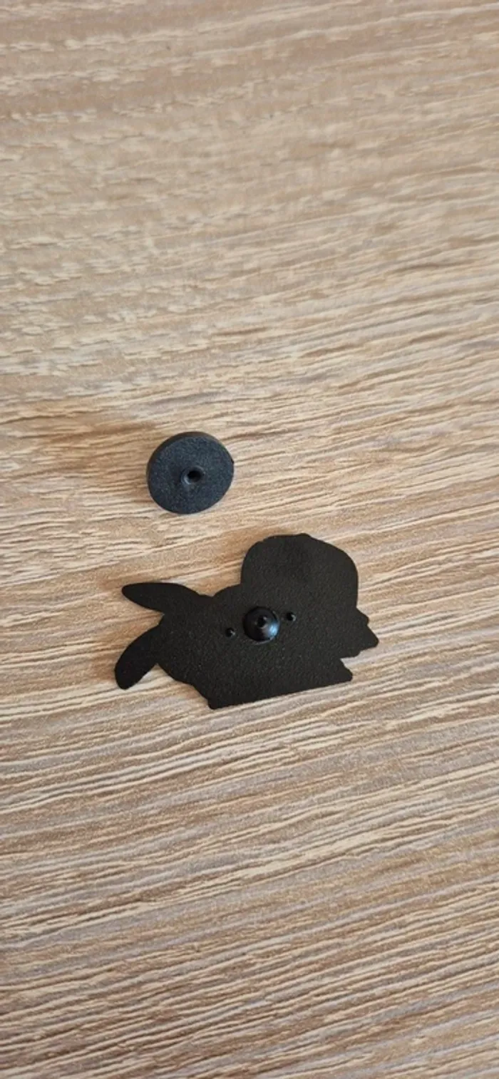 Broche/ pins Pokémon pikatchu. - photo numéro 3