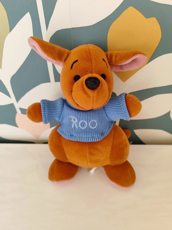 Peluche roo Winnie l'ourson / Winnie thé pooh.