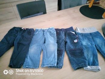 Lot pantalons 12 mois