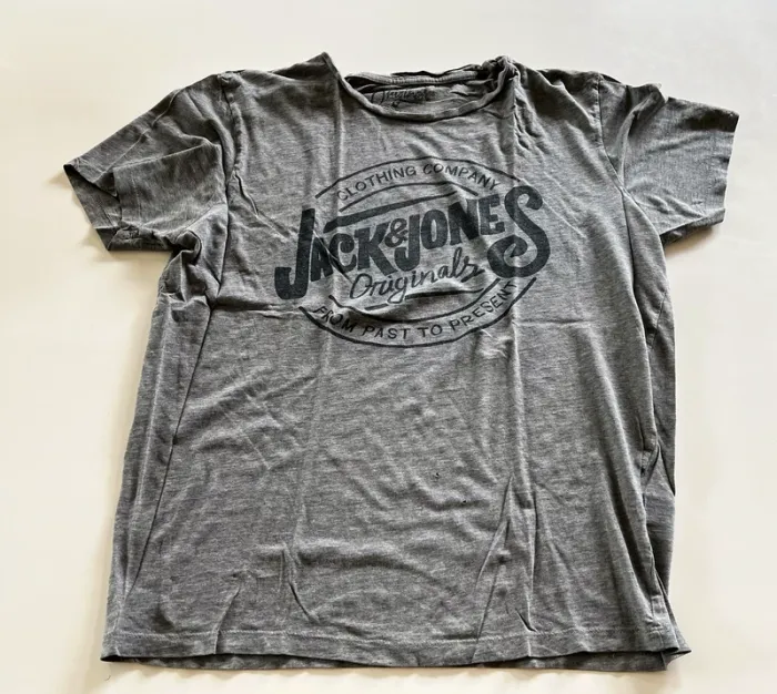 T-Shirt Jack & Jones Gris taille S
