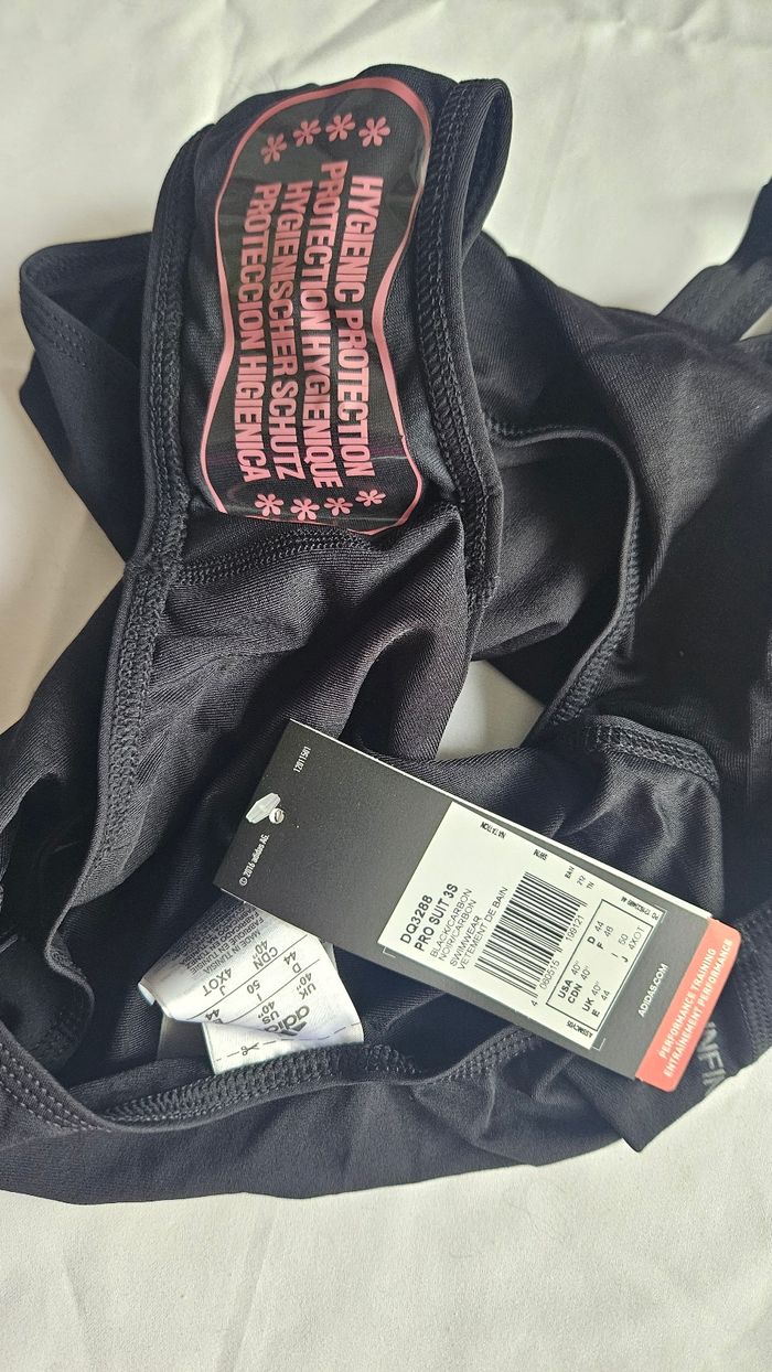 Maillot de bain neuf avec etiquette - photo numéro 4