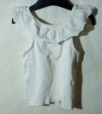 Débardeur à collerette volantée en broderie Orchestra