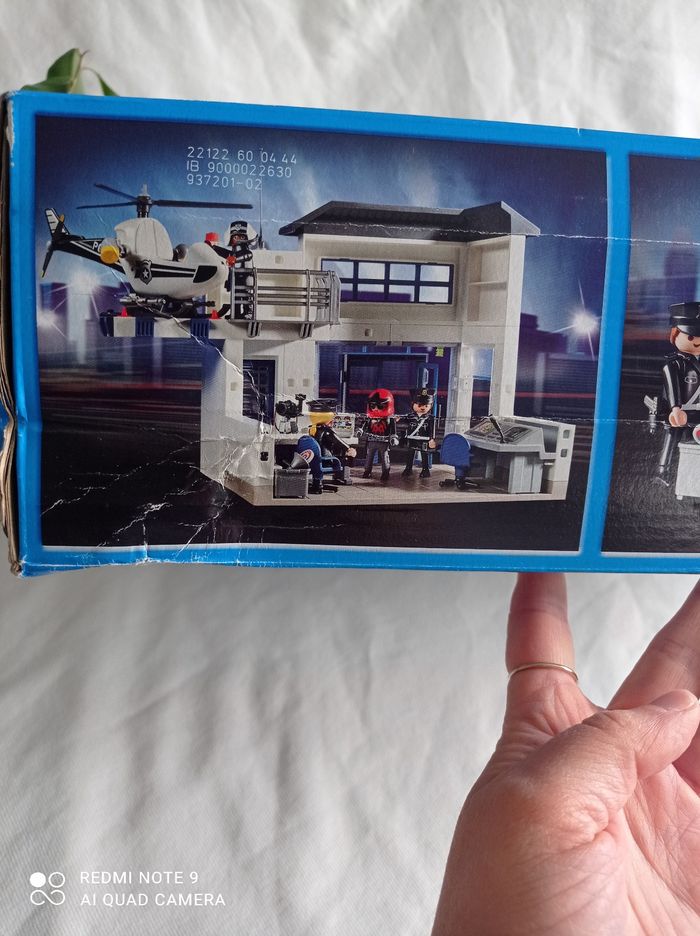 Playmobil 9372 poste de police et vehiculed - photo numéro 3