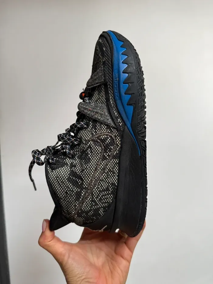 Baskets Nike Kyrie 7 pointure 40,5 très bon état - photo numéro 7