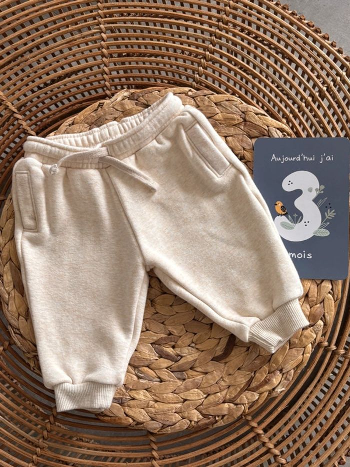 Pantalon taille 3 mois neuf