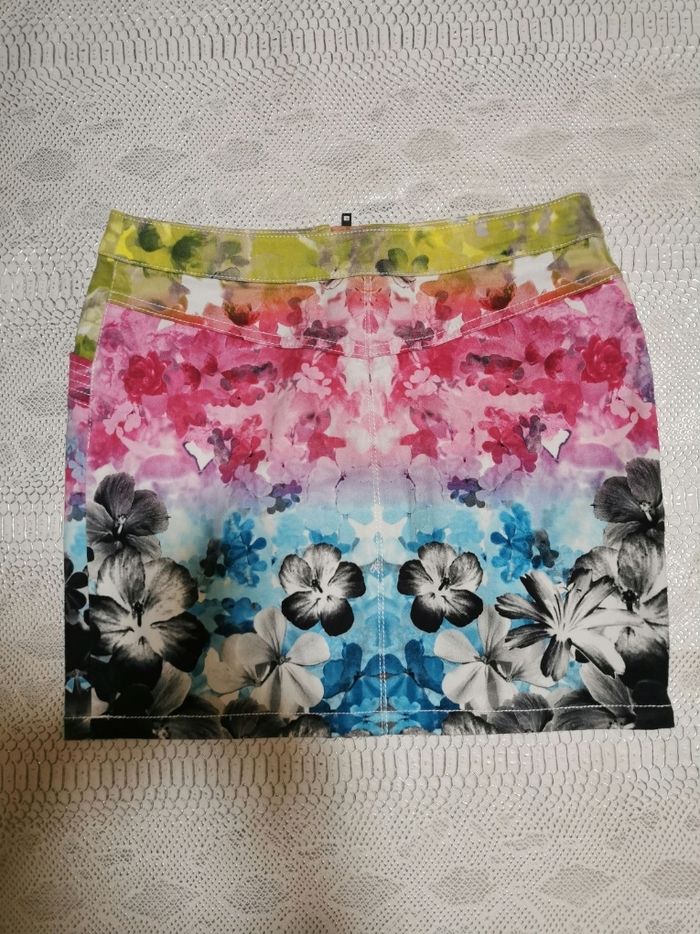 Mini jupe à fleurs multicolore H&M T38 - photo numéro 2